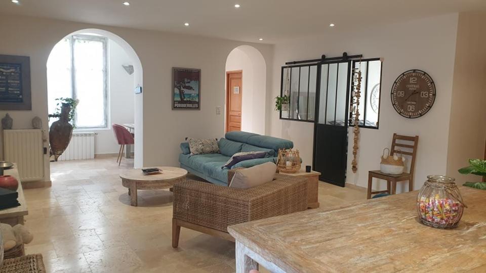 Rdc De Maison Avec Terrasse Barbecue Toulon Exteriör bild
