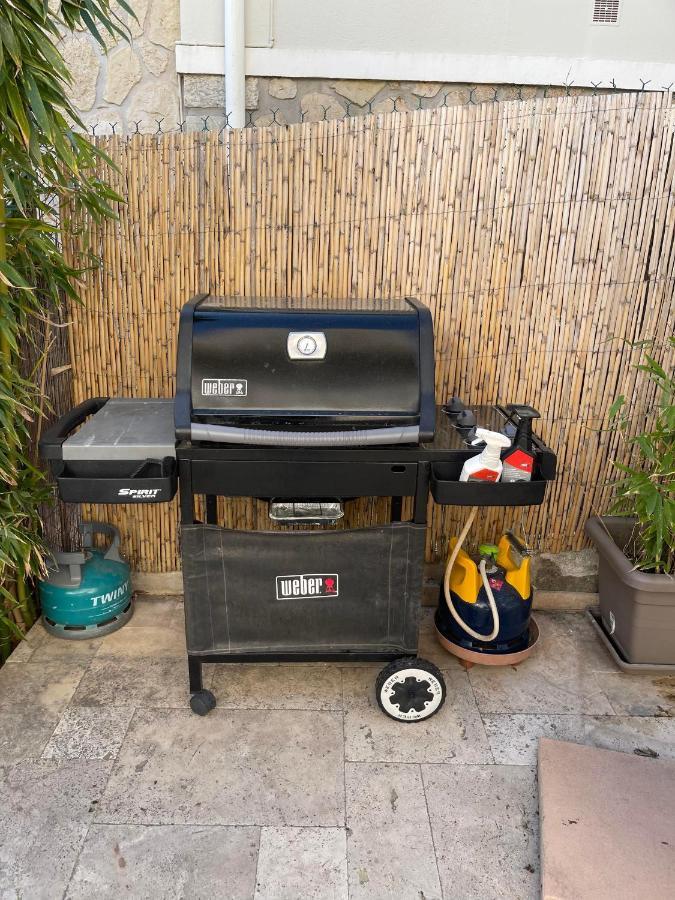 Rdc De Maison Avec Terrasse Barbecue Toulon Exteriör bild