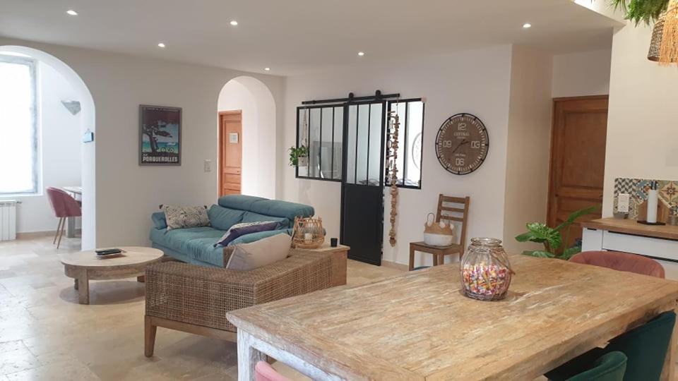 Rdc De Maison Avec Terrasse Barbecue Toulon Exteriör bild